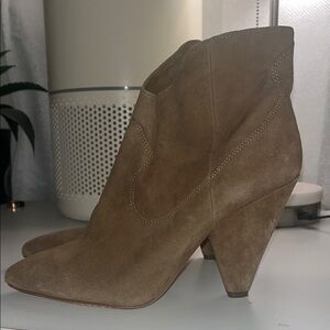 Vince Camuto Tan Heeled Boots with Geometric Heel